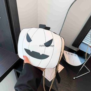 Totes halloween rolig pumpa 2023 ny mode kontrast färg personlig kreativitet trendig axel kvinnors väska skev väska03stylishyslbags