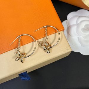 Ohrringe Charm vergoldet Designer für Damen Charm Marke Brief Geschenk Kreis Anhänger Ohrringe Kupfer Nicht verblassend Hochwertiger Schmuck Ohrring