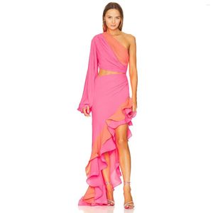 Casual klänningar Stylish One Shoulder Asymmetrical Long Maxi Bowns Multi Color Ruffles-Hem Sexy Women to Party