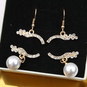 Charme Pearl Love Gold Stud Brinculh Brincha Drop Drop Jewelry Designer Gifts Brincos de cristal Brand Wedding Party Jewellery