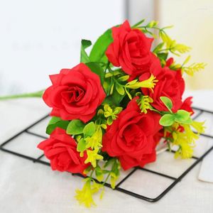 Flores decorativas Arranjo de flores falsas Buquê de rosas de plástico artificiais para buquês de casamento Centerpieces Party Valentine Day Home Decor