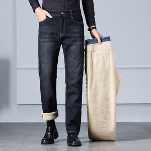 Jeans da uomo in pile invernale Prodotto di fascia alta di mezza età sui pantaloni dritti da lavoro larghi a vita alta da uomo anti-pilling