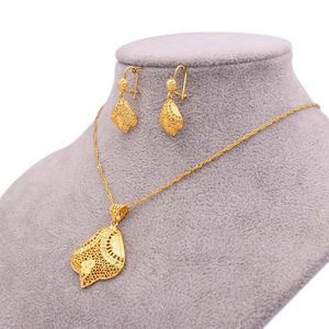 Colar brincos conjunto 18k cor ouro conjuntos de jóias mulheres africanas nupcial dubai jóias de casamento presentes da esposa festa ornaments327c