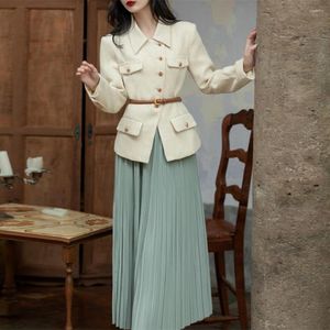 İki Parça Elbise 2023 Sonbahar Kış Moda Tasarımları Kadın Kıyafetleri Setleri Yakıt Küçük Katlar Parçalanmış Üst Çabuk Etek Takımları