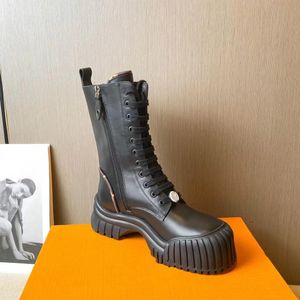 Designer Women Bots Ruby Flat Ranger Boots Cowhide Cowhide Bott Botting Platforma Chelsea Booties Lekka gumowa podeszwa bootie 05