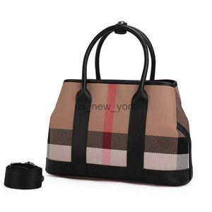 Totes 2022 fêmeas Bolsas de luxo de sacolas fêmeas Bolsas de luxo de luxo Plaid Pried Women Bag Famous Brand Canvas de couro Bag Lady Black 240407