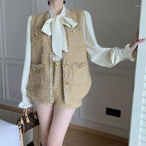 Kvinnors spårsättningar Kvinnor Autumn 2 Piece Set Small Fragrance Tweed Elegant Vest Coat High midje Mini Shorts Set Female Matching Suits