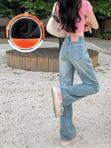 Kvinnors jeans ins mångsidiga ljus färg förtjockade långa byxor rak ben konst naturlig midja våren och hösten