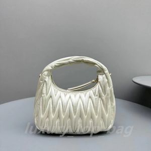 يتجول Mattiras ساتان Mini Hobo Bag 3D الفقاعة الأسلاك الجلدية الكتف حزام معدني رسائل سحاب كيس فرس الفرن أكياس الأزياء