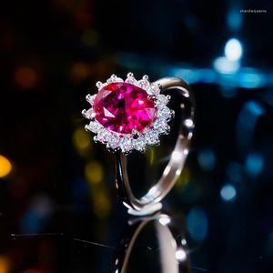 Cluster Rings Vintage Ruby High Carbon Diamond Ring For Women S925 Sterling Silver With Platinum Plated Fine Jewelry Gemstone Party Gift