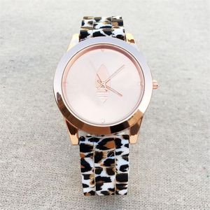 Brand Watches Women Men Unisex clover 3 Leaves leaf style Silicone Strap Analog Quartz Wrist watch AD142452