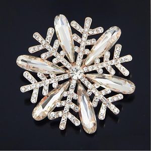 Pins Broches Utei Jóias Liga de Cor de Ouro Incrível Cristal Floco de Neve Broche Requintado Mulheres Cachecol Pin para Roupas de Festa Drop Delivery Dha6R