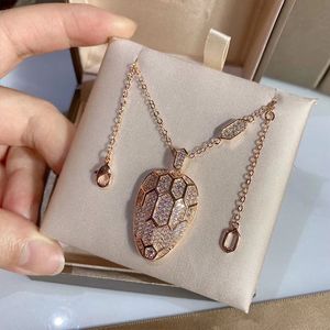 Luxury Necklace Designer Heart Pendant Necklaces Women Gold Chains fashion Jewellery Stainless Steel Valentine Day Gifts for Woman girlfriend boyfriend