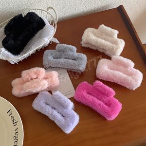 Korea Plush Colorful Hair Claw Hairpin 2023 Autumn Winter Fashion Cute Furry Grab Clip for Women Hair Accessories