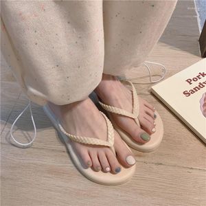 Slippers Women's Thin Flip-Flops Summer Fashion Ins Non-Slip Bath Sandals Seaside Holiday Beach Shoes 2575