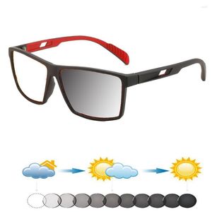 Solglasögon rektangulär utomhustrend fyrkantig överdimensionerad ram bekväma näskuddar mode pochromic grå läsglasögon 0,75 till 4