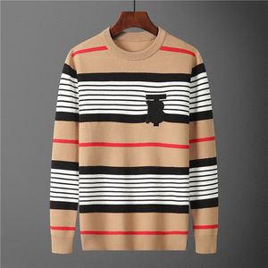 Tasarımcı Erkek Sweaters Hoodie Göğüs İşlemeli Rozet Logosu Sıcak Yün İç Çamaşır Kazak Erkek Sonbahar ve Kış Erkekler Kol Bant Kazak Boyutu M-3XL Sweater