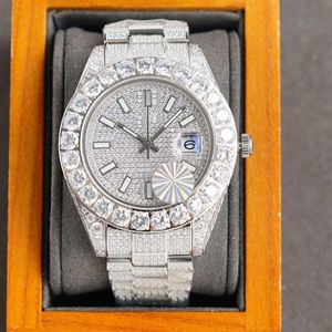 Zegarek z pełnym diamentowym mężem 42 mm Automatyczne mechaniczne diamenty RAMEL WATKES SAPPHIRE WODY ODPOWIEDNIE STRONNE