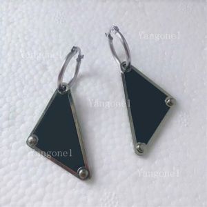 2021 Charm Fashion HIPHOP Style Womens ean Simple Letter Earrings for Woman High Quality Gifts261Q