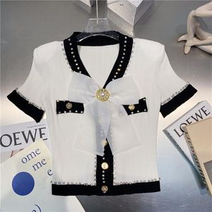 Sommardesign Kvinnor Fashion Luxury V-Neck Rhinestone Bow Patched Short Sleeve Sticked Cardigan Tees SML261G