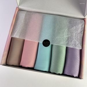 Etnisk kläder presentförpackning macaron färg muslim satin crinkle hijab siden känsla prick halsduk sjalar pannband islamisk huvudduk foulard femme