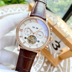 P-004 42mm Montre de Luxe Mens Watches helautomatisk mekanisk rörelse 316L Fine Steel Case Diamond Watch Wristwatches232m