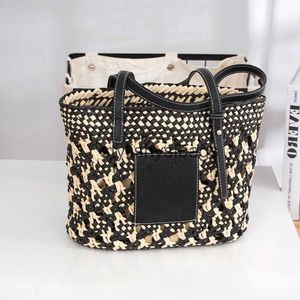 Totes Designers square Straw bag Luojia Net Red Shoulder Bag style beach woven Tote Handbagstylishyslbags