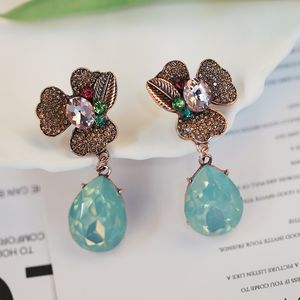 Hochwertige MoonRiverJewel Designer-Schmuck-Mode-Blumen-Edelstein-Ohrringe