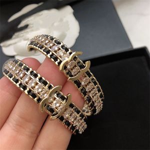Designer örhänge Fashion Charm Stud Letter C Kvinnor Hoop Earing Party Jewelry Gold Ohrringe Woman Gift Ccity Tassel Long Chain Orecchini 847