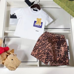 Tasarımcı Kids Giyim Setleri T-Shirt Pantolon Seti Marka Baskı Çocukları 2 Parça Saf Pamuk Giyim Bebek Bebek Kız Moda Marka Pantolon