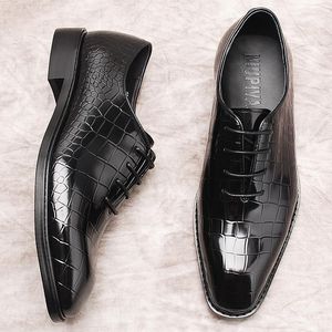 Sukienka buty Oxford Men orygine krowie skórzany wzór krokodyla Czarny Brązowy Koronkowy Up Business Wedding Men's Formal