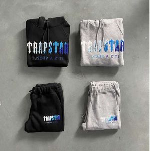 Erkek Trailsits 23SS Erkekler Tasarımcısı Trapstar Active Giyim Hoodie Cheniille Seti - Buz Teşhalleri 2.0 Baskı 1to 1 En Kalite Gelişmiş Tasarım 445ess