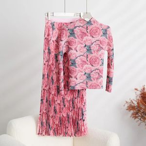 Vestido de duas peças outono plissado novo milho dobra rosa flor impressão manga longa camiseta moda a linha saia plissada conjunto de duas peças terno 2024