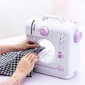 Macchina da cucire portatile per tessuti e cucito Mini lavorazione domestica elettrica Rammendo Cucito per principianti Bambini 230928