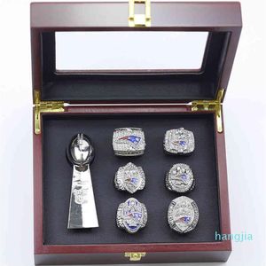 Europa américa estilo masculino senhora feminino aço titânio 6 novos anéis patriota super bowl troféu conjunto gravado carta padrão lov310f