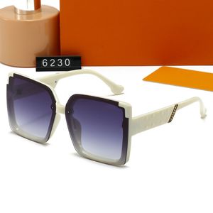 Mens Sunglasses Designers Sunglasses Fashion Couple Luxurys Designers Sunglasses For Women Mens Designer Sun Glasses Outdoor Drive Holiday Designer Glasses