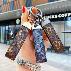 Keychains Lanyards Key chain Ring Holder Brand Designers Keychains For Gift Men Women Car Bag Pendant Accessories Q240429