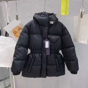 Damskie down Parkas Coat Designer Parker Womens Winter Jackets Fashion Men Mężczyźni Odwrócony trójkąt ciepła bawełna Wysoka jakość S-L QS76