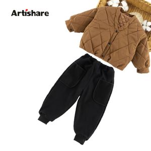 Set di abbigliamento Abbigliamento per bambini Giacca Pantaloni Abbigliamento per ragazze Spessa e calda Set per ragazze Abbigliamento Stile casual Tute per bambini 231005