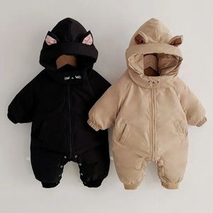 Rompers född Baby Boy Girl Jumpsuit Winter Cute Cartoon Hooded Bodysuits For Spädbarn Solid Thick Warm Kids Clothes Girls Costumes 231005