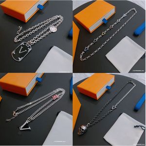 Designer-Schmuck-Halskette, Luxus-Anhänger-Halskette, Totenkopf-Kopf-Anhänger, Buchstaben-Anhänger, Atmosphäre, reifes Verlobungsgeschenk für Männer und Frauen 23