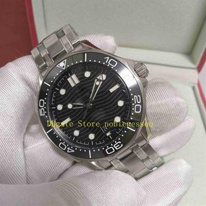 Mit Originalverpackung Top Herren Cal 8800 Uhrwerk Uhren Herren 42mm Schwarzes Zifferblatt 300M 007 Taucher Sportarmband Armbanduhren Automatik Mech314h