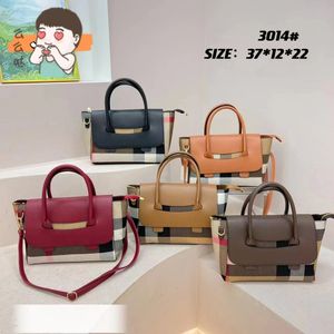 المصمم الكلاسيكي خمر تحقق من TB Mens Bag Nylon Crossbody Women’s Wallet محافظ Retro Brand Leath