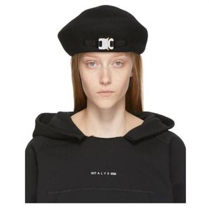 2019 1017 Alyx Studio Logo Wool Black and White Beret Men and Women Hip Hop Outdoor Street Warm Hat304t