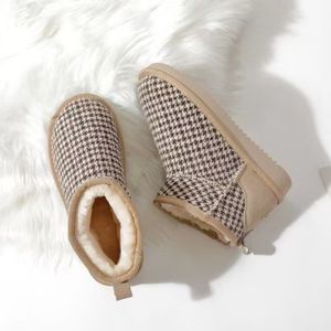 2023 겨울 여자 부츠 패션 성격 플랫 캐주얼 짧은 튜브 + 양털 따뜻한 야외 비 슬립 여성 신발