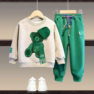 Комплекты одежды. Осенний комплект одежды для маленьких девочек и мальчиков. Детский спортивный свитер с мультяшным медведем. Верх и штаны. Костюм из двух предметов. Хлопковый спортивный костюм 231005.