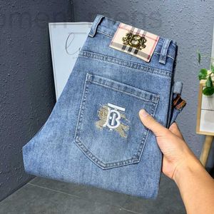 メンズジーンズデザイナーヨーロッパ秋と冬の新しいTB刺繍弾性スリムフィットスモールフィートパンツトレンディブランドファッション太いnbmo