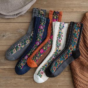 Kadın Çorap Çiçek Beyaz Nakış Harajuku Retro Vintage Yüksek Uzun Bahar Pamuklu Etnik Etnik Stil Kawaii Sevimli Çorap
