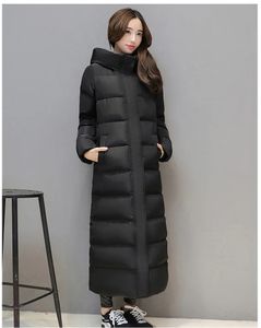 Women's Down Parkas Women's super long down jacket winter puffer Thick coat Black Red Hooded zipper Keep warm 231005