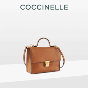 Coccinelle Small Temperament Doctor Bag Crossbody torebka